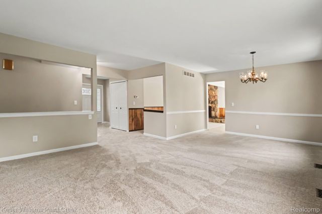 2711 Armstrong Drive, Orion Charter Township, MI 48360