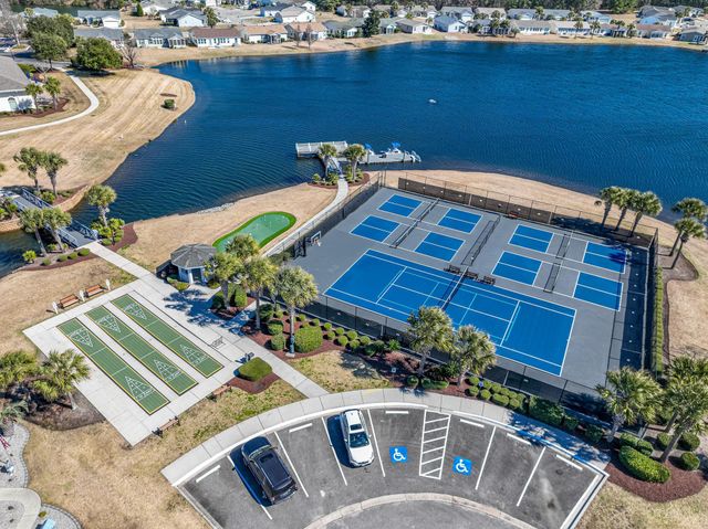 352 Walden Lake Rd., Conway, SC 29526