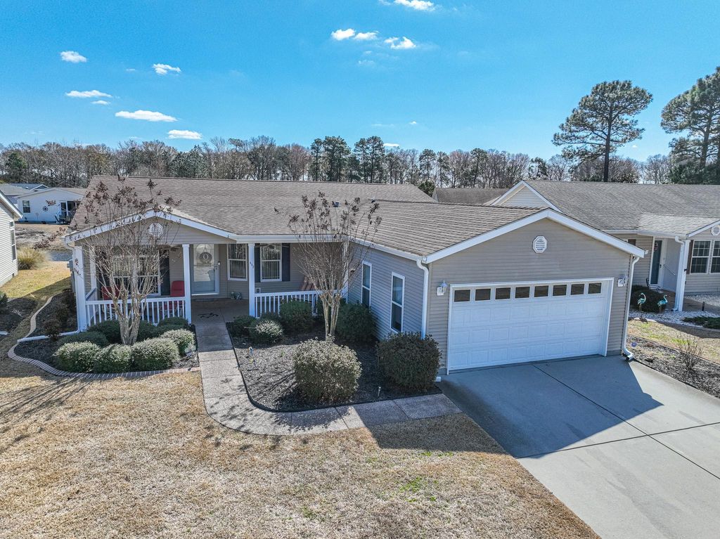 352 Walden Lake Rd., Conway, SC 29526