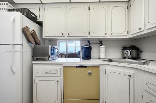 2100 Sans Souci Blvd A710, North Miami, FL 33181
