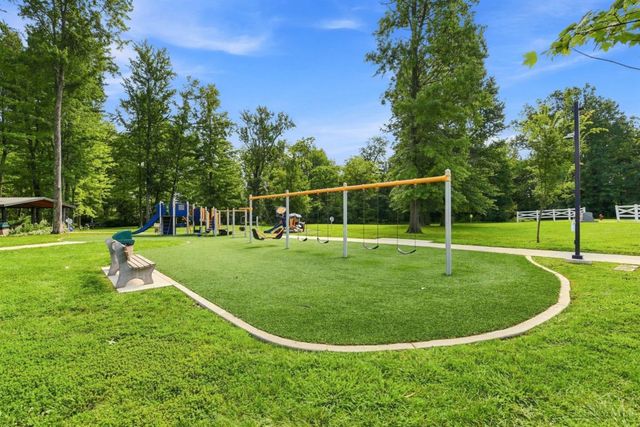4 Ashwood Place, Pierce Twp, OH 45102