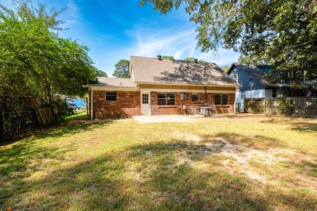 10407 Republic Lane, Little Rock, AR 72209