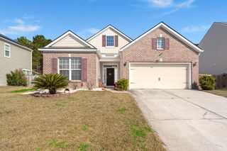 7674 High Maple Circle, North Charleston, SC 29418