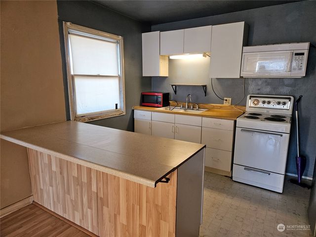 415 W Main Street, Almira, WA 99103