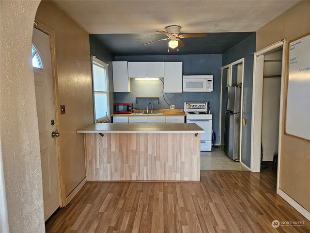 415 W Main Street, Almira, WA 99103