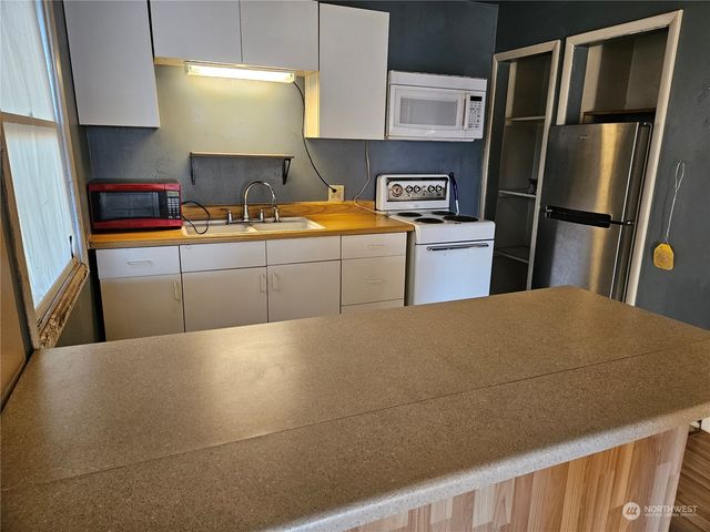 415 W Main Street, Almira, WA 99103