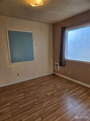 415 W Main Street, Almira, WA 99103