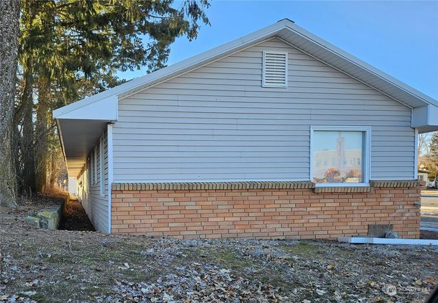 415 W Main Street, Almira, WA 99103