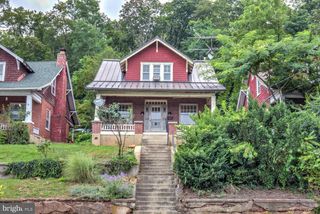 538 E MAIN ST, Ephrata, PA 17522