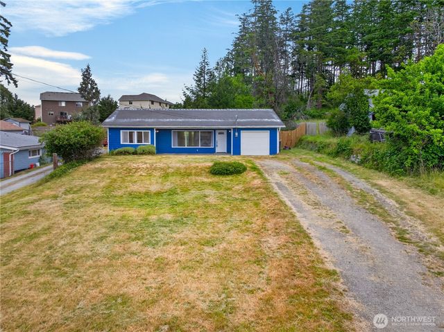 1056 View Ridge Drive, Oak Harbor, WA 98277