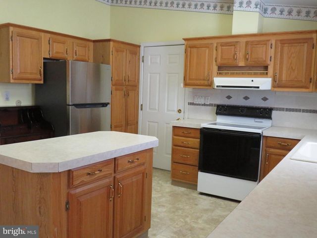 368 COUNTRYSIDE CIR, New Hope, PA 18938