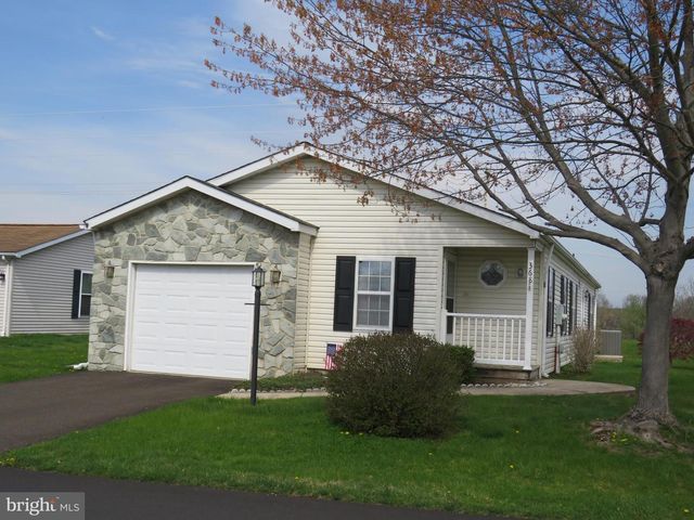 368 COUNTRYSIDE CIR, New Hope, PA 18938