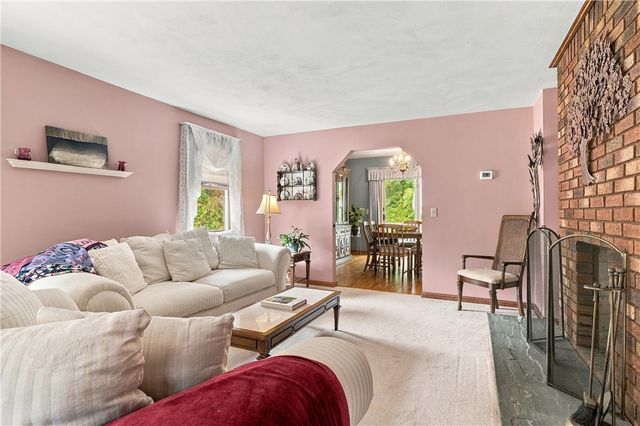 510 Maureen Circle, Burrillville, RI 02839