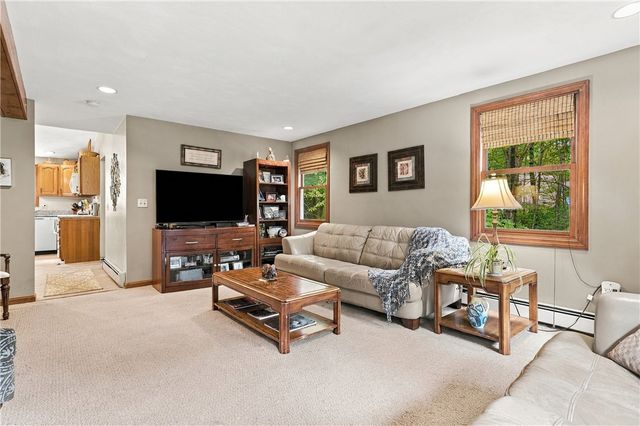 510 Maureen Circle, Burrillville, RI 02839