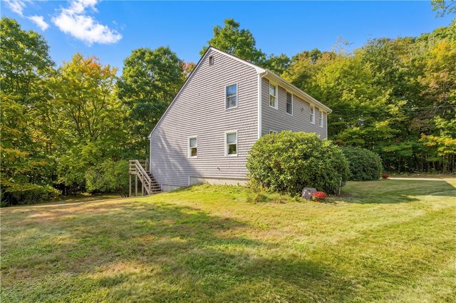 510 Maureen Circle, Burrillville, RI 02839