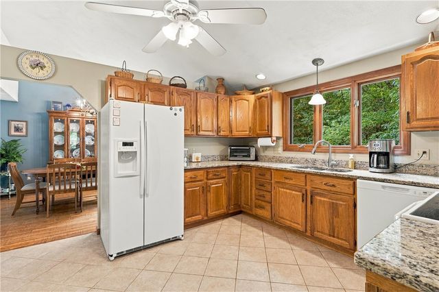 510 Maureen Circle, Burrillville, RI 02839