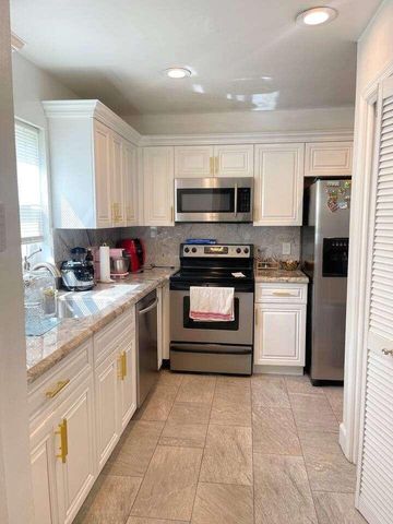 6843 NW 29th Avenue, Fort Lauderdale, FL 33309