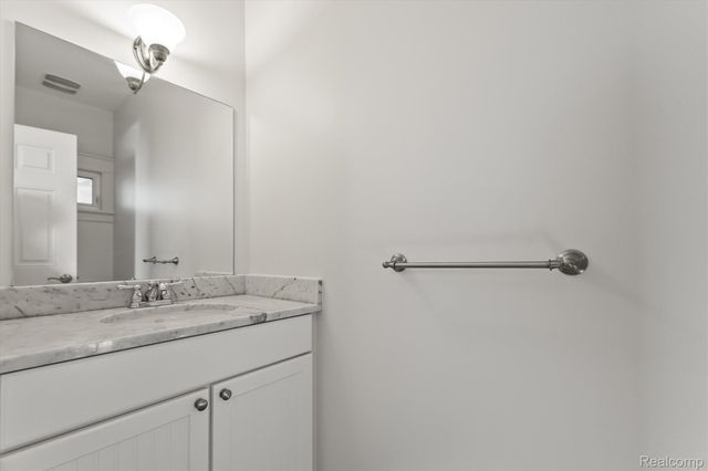 937 RUFFNER Avenue, Birmingham, MI 48009