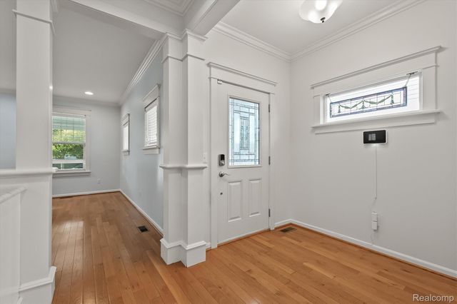 937 RUFFNER Avenue, Birmingham, MI 48009