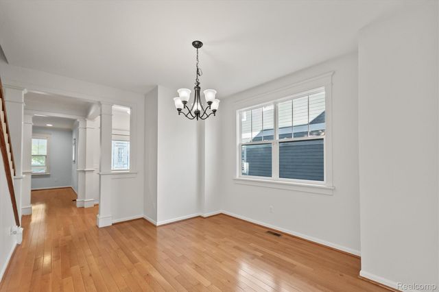 937 RUFFNER Avenue, Birmingham, MI 48009