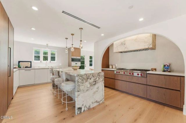 620 S Allen Avenue, San Marino, CA 91108