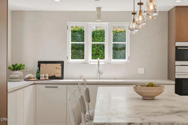 620 S Allen Avenue, San Marino, CA 91108