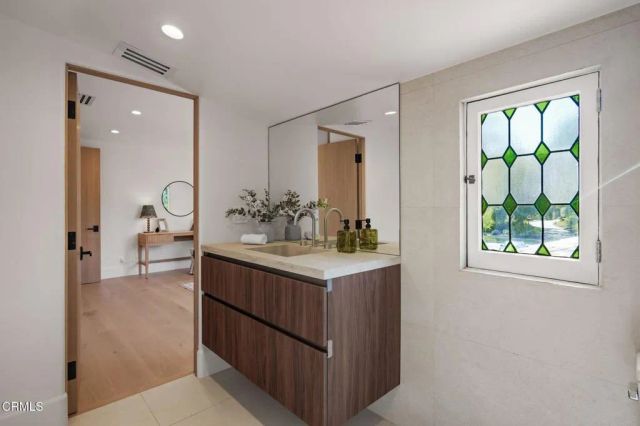 620 S Allen Avenue, San Marino, CA 91108