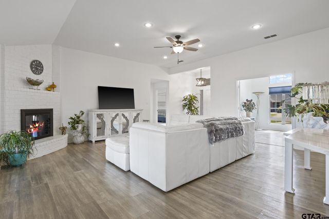 114 Diane Lane, Mount Pleasant, TX 75455