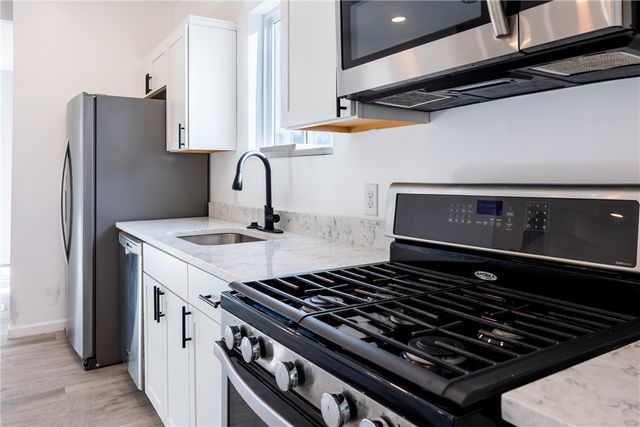 5934 Curry Rd, South Park, PA 15236