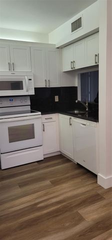 10790 NW 14th St 180, Plantation, FL 33322
