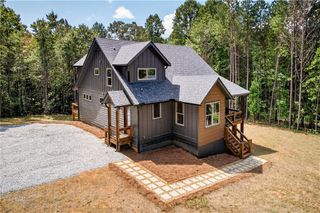 824 Banks Rd, Ellijay, GA 30540