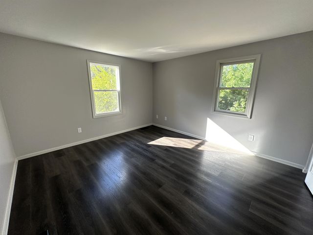 1436 S Hadley Road, Fort Wayne, IN 46804