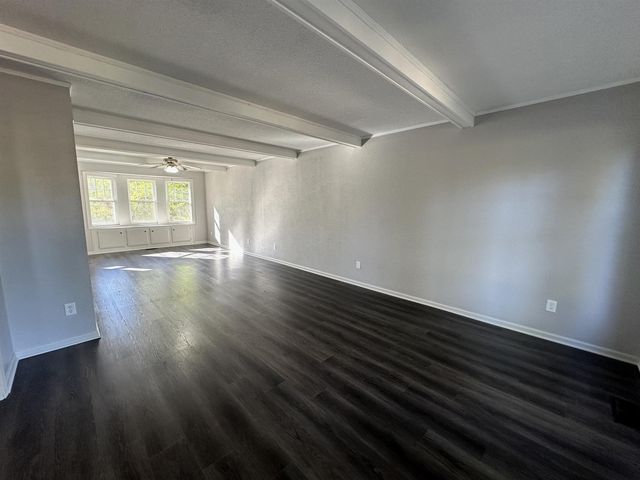 1436 S Hadley Road, Fort Wayne, IN 46804