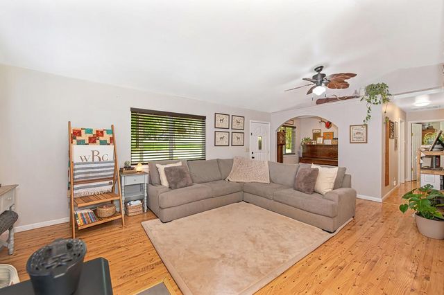 5551 Rainier Dr, Garden Valley, CA 95633