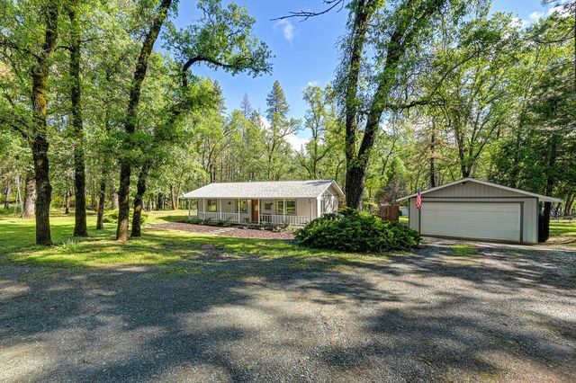 5551 Rainier Dr, Garden Valley, CA 95633