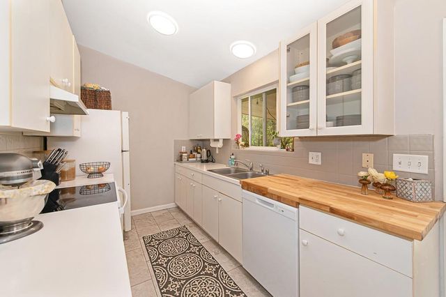5551 Rainier Dr, Garden Valley, CA 95633