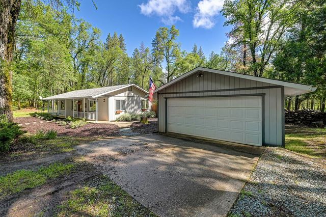 5551 Rainier Dr, Garden Valley, CA 95633