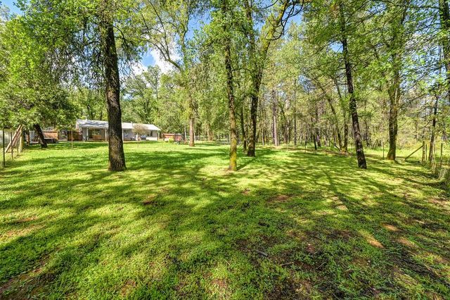 5551 Rainier Dr, Garden Valley, CA 95633