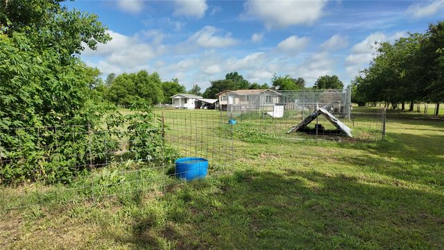 6709 Sue Ann Lane, Terrell, TX 75161
