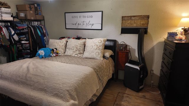 6709 Sue Ann Lane, Terrell, TX 75161