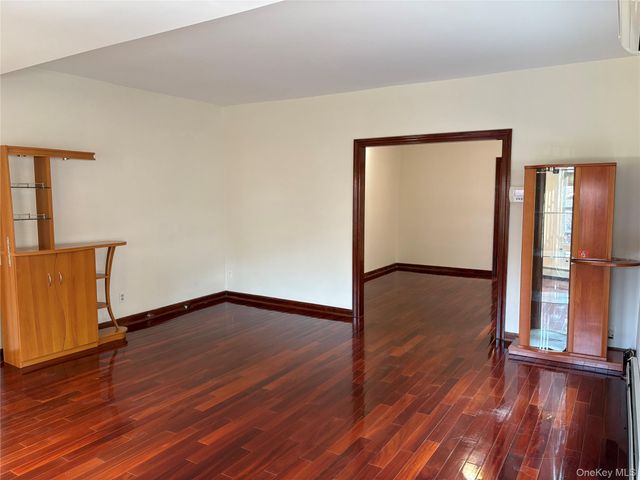 5115 Bowne Street, Flushing, NY 11355