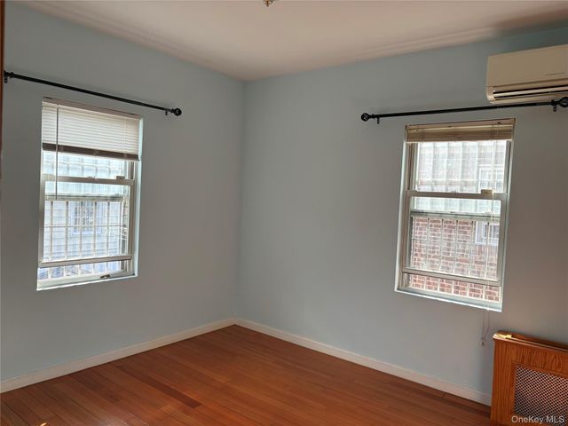 5115 Bowne Street, Flushing, NY 11355