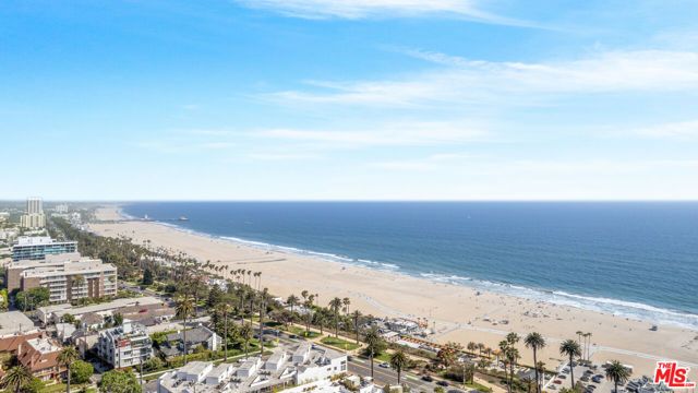 605 San Vicente Boulevard 206, Santa Monica, CA 90402