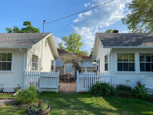 406 410-412 North Shore Drive, South Haven, MI 49090