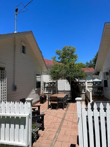 406 410-412 North Shore Drive, South Haven, MI 49090