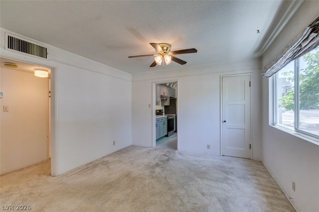 1127 Melville Drive, Las Vegas, NV 89102