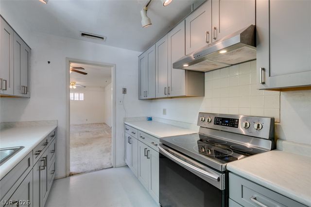 1127 Melville Drive, Las Vegas, NV 89102