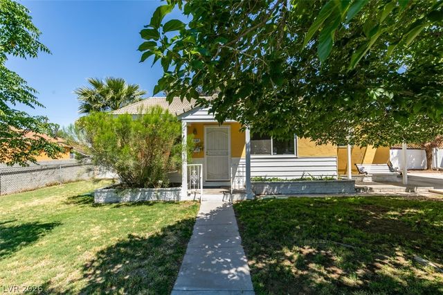 1127 Melville Drive, Las Vegas, NV 89102