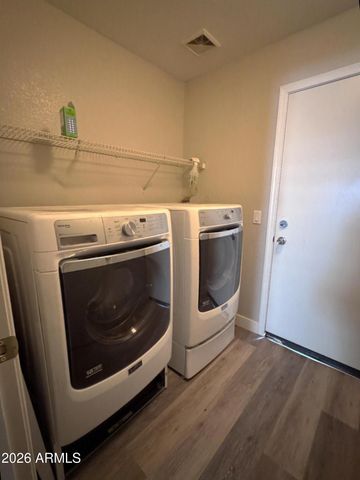 834 E Rossi Court, San Tan Valley, AZ 85140