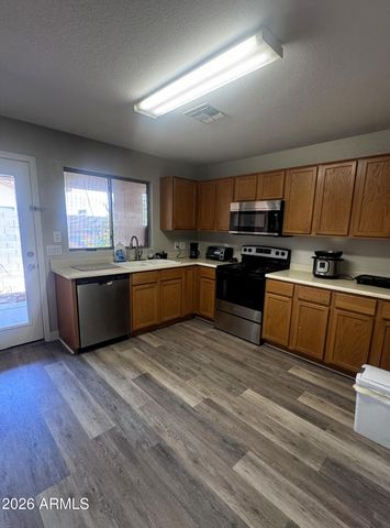 834 E Rossi Court, San Tan Valley, AZ 85140